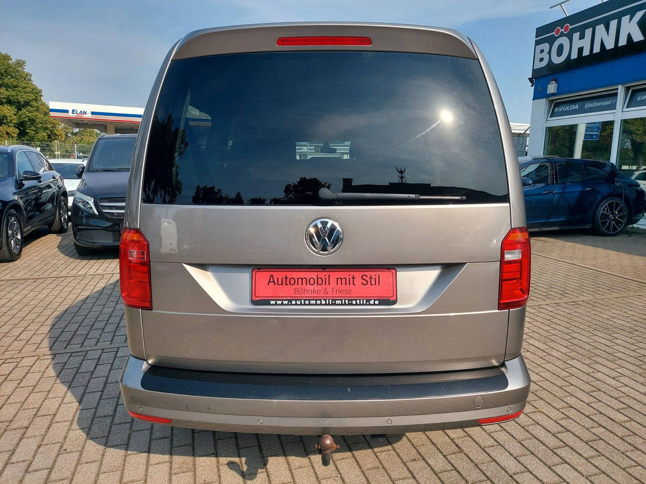Volkswagen Caddy PKW Maxi 4Motion DSG 7 Sitze Klima Tempo - Putnički kombi: slika Volkswagen Caddy PKW Maxi 4Motion DSG 7 Sitze Klima Tempo - Putnički kombi Volkswagen Caddy PKW Maxi 4Motion DSG 7 Sitze Klima Tempo - Putnički kombi: slika Volkswagen Caddy PKW Maxi 4Motion DSG 7 Sitze Klima Tempo - Putnički kombi