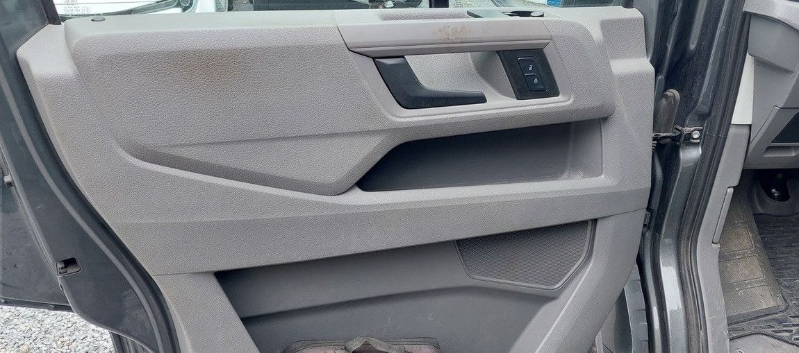 Putnički kombi Volkswagen Crafter Kasten 35 M Lang Hochdach DSG LED AHK: slika Putnički kombi Volkswagen Crafter Kasten 35 M Lang Hochdach DSG LED AHK Putnički kombi Volkswagen Crafter Kasten 35 M Lang Hochdach DSG LED AHK: slika Putnički kombi Volkswagen Crafter Kasten 35 M Lang Hochdach DSG LED AHK