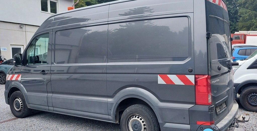 Volkswagen Crafter Kasten 35 M Lang Hochdach DSG LED AHK - Putnički kombi: slika Volkswagen Crafter Kasten 35 M Lang Hochdach DSG LED AHK - Putnički kombi Volkswagen Crafter Kasten 35 M Lang Hochdach DSG LED AHK - Putnički kombi: slika Volkswagen Crafter Kasten 35 M Lang Hochdach DSG LED AHK - Putnički kombi