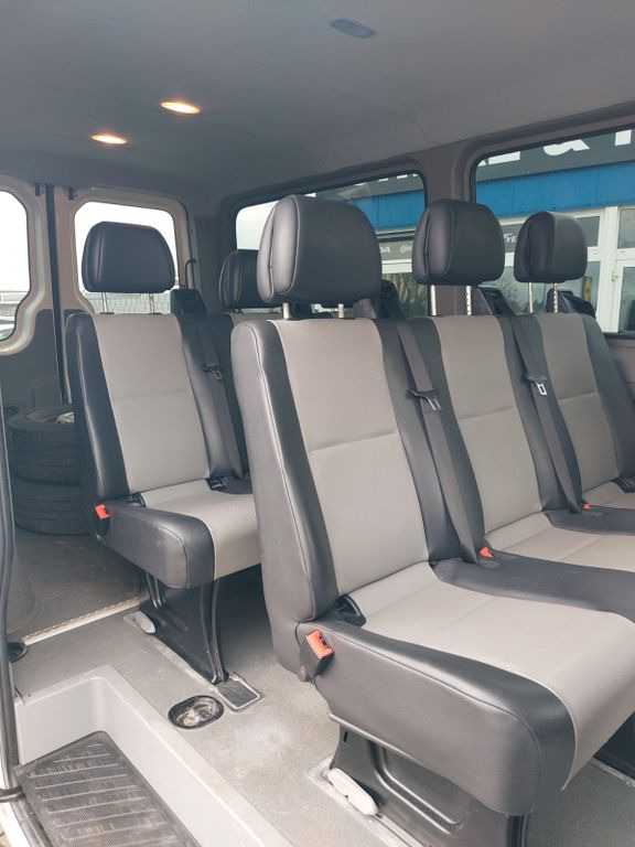 Volkswagen Crafter Kombi 35 mittel L2H1 8SITZER KLIMAA. TÜV - Minibus, Putnički kombi: slika Volkswagen Crafter Kombi 35 mittel L2H1 8SITZER KLIMAA. TÜV - Minibus, Putnički kombi Volkswagen Crafter Kombi 35 mittel L2H1 8SITZER KLIMAA. TÜV - Minibus, Putnički kombi: slika Volkswagen Crafter Kombi 35 mittel L2H1 8SITZER KLIMAA. TÜV - Minibus, Putnički kombi