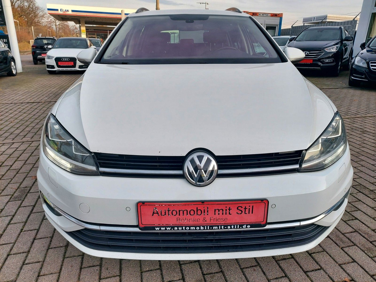 Volkswagen Golf VII Variant DSG Comfort ACC Massage Nav DAB - Karavan: slika Volkswagen Golf VII Variant DSG Comfort ACC Massage Nav DAB - Karavan Volkswagen Golf VII Variant DSG Comfort ACC Massage Nav DAB - Karavan: slika Volkswagen Golf VII Variant DSG Comfort ACC Massage Nav DAB - Karavan