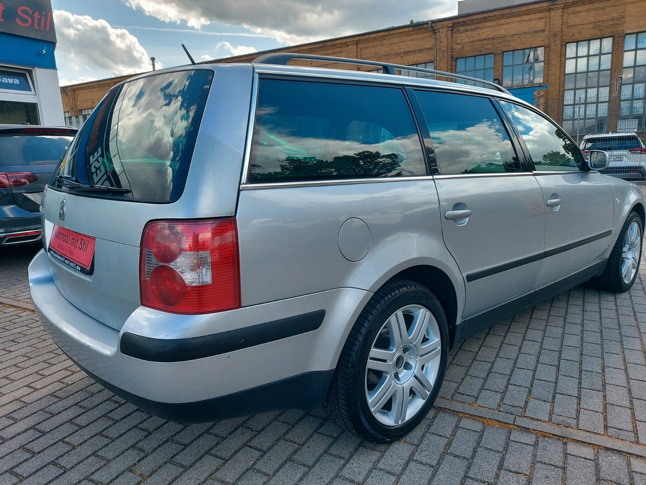 Volkswagen Passat Variant Family Klima Sitzheizung - Automobil: slika Volkswagen Passat Variant Family Klima Sitzheizung - Automobil Volkswagen Passat Variant Family Klima Sitzheizung - Automobil: slika Volkswagen Passat Variant Family Klima Sitzheizung - Automobil