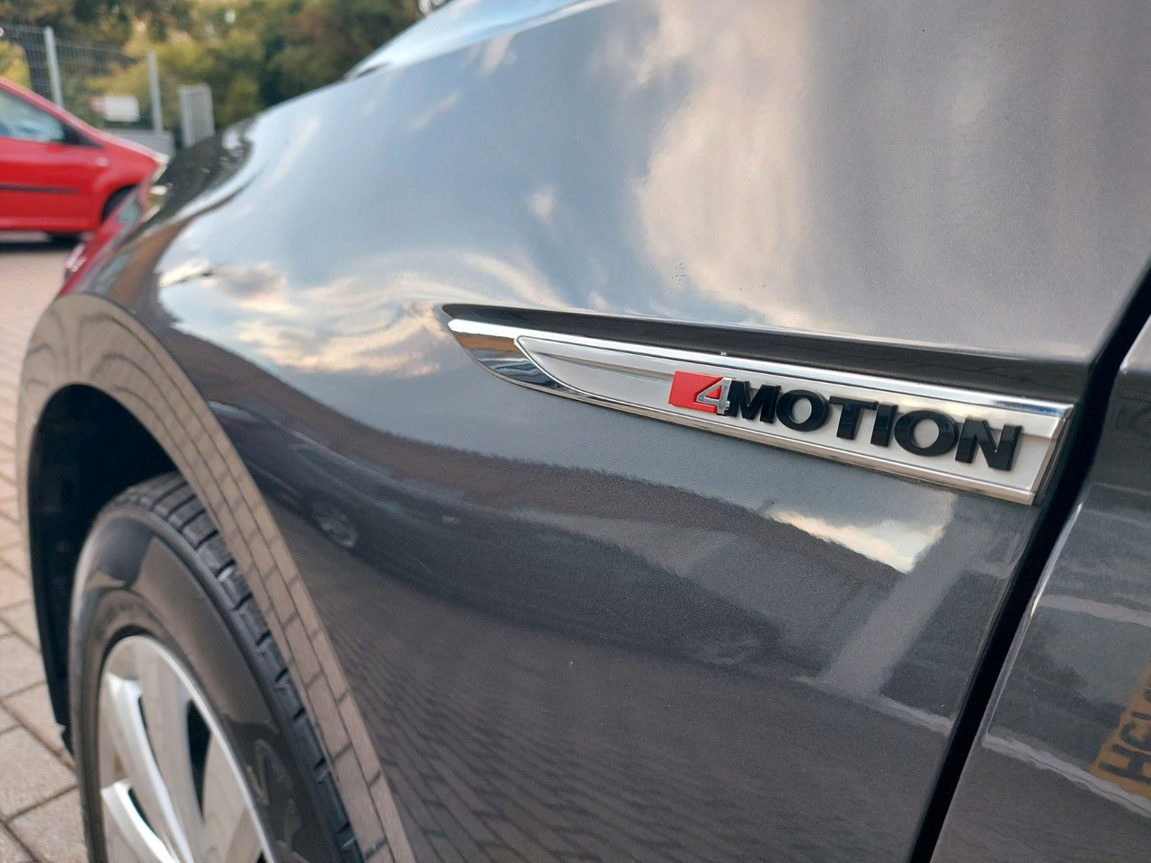 Volkswagen Passat Variant Highline 4Motion 4x4 Massage - Karavan: slika Volkswagen Passat Variant Highline 4Motion 4x4 Massage - Karavan Volkswagen Passat Variant Highline 4Motion 4x4 Massage - Karavan: slika Volkswagen Passat Variant Highline 4Motion 4x4 Massage - Karavan