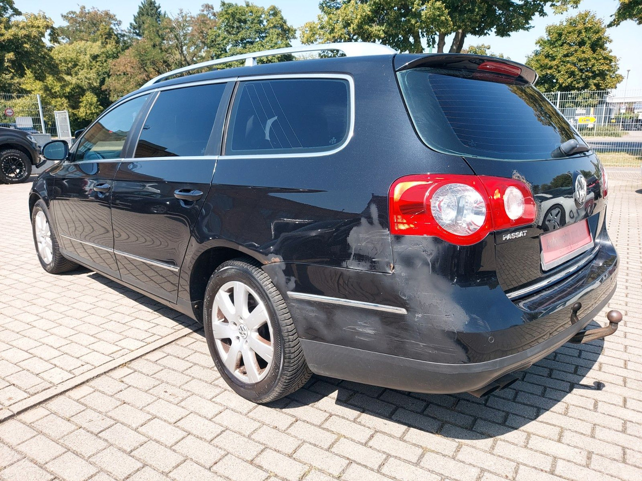 Volkswagen Passat Variant Highline Automatik Navi Leder AHK - Karavan: slika Volkswagen Passat Variant Highline Automatik Navi Leder AHK - Karavan Volkswagen Passat Variant Highline Automatik Navi Leder AHK - Karavan: slika Volkswagen Passat Variant Highline Automatik Navi Leder AHK - Karavan