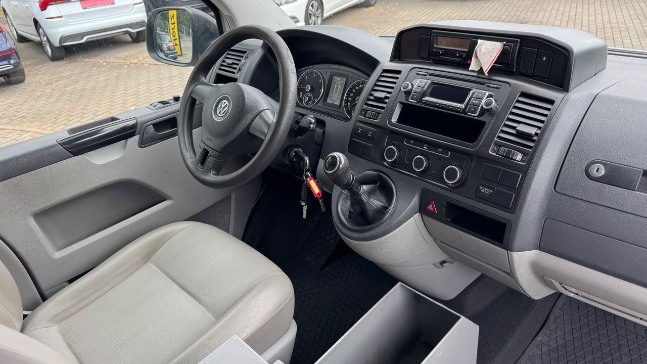 Volkswagen T5 Transporter Kasten-Kombi Lang 4Motion KLIMA - Putnički kombi: slika Volkswagen T5 Transporter Kasten-Kombi Lang 4Motion KLIMA - Putnički kombi Volkswagen T5 Transporter Kasten-Kombi Lang 4Motion KLIMA - Putnički kombi: slika Volkswagen T5 Transporter Kasten-Kombi Lang 4Motion KLIMA - Putnički kombi