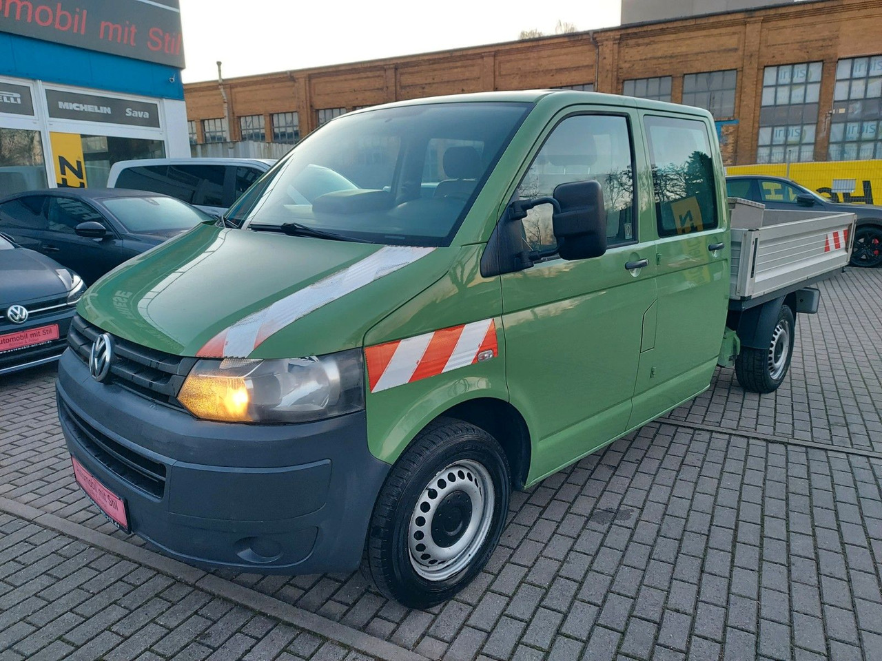 Volkswagen T5 Transporter Pritsche Doppelkabine - Dostavno vozilo s ravnom platformom, Dostavno vozilo s dvostrukom kabinom: slika Volkswagen T5 Transporter Pritsche Doppelkabine - Dostavno vozilo s ravnom platformom, Dostavno vozilo s dvostrukom kabinom Volkswagen T5 Transporter Pritsche Doppelkabine - Dostavno vozilo s ravnom platformom, Dostavno vozilo s dvostrukom kabinom: slika Volkswagen T5 Transporter Pritsche Doppelkabine - Dostavno vozilo s ravnom platformom, Dostavno vozilo s dvostrukom kabinom