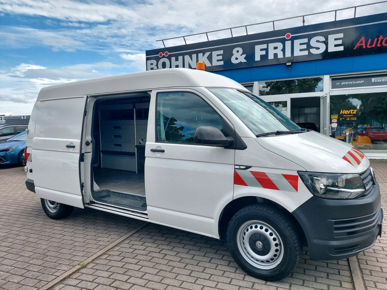 Volkswagen T6 Transporter Kombi Kasten 4x4 hoch lang Klima - Putnički kombi: slika Volkswagen T6 Transporter Kombi Kasten 4x4 hoch lang Klima - Putnički kombi Volkswagen T6 Transporter Kombi Kasten 4x4 hoch lang Klima - Putnički kombi: slika Volkswagen T6 Transporter Kombi Kasten 4x4 hoch lang Klima - Putnički kombi