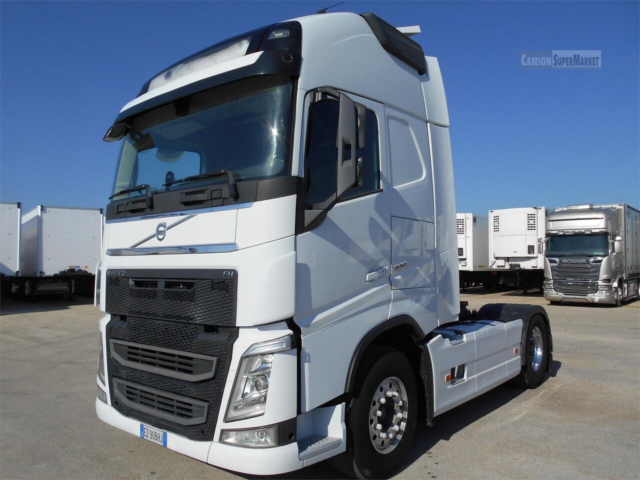 VOLVO FH13.500 - Tegljač: slika VOLVO FH13.500 - Tegljač VOLVO FH13.500 - Tegljač: slika VOLVO FH13.500 - Tegljač