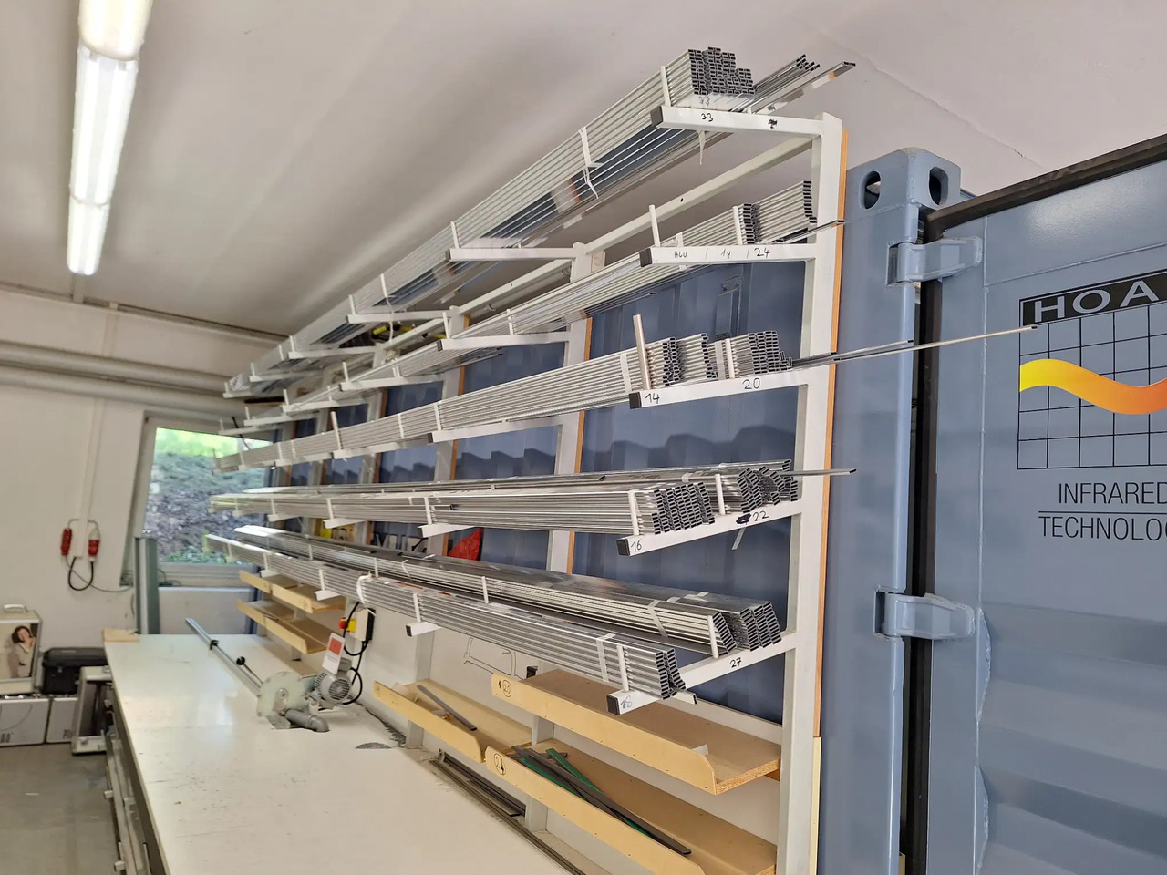 1 Posten PVC-Schienen - Alat/ Oprema: slika 1 Posten PVC-Schienen - Alat/ Oprema 1 Posten PVC-Schienen - Alat/ Oprema: slika 1 Posten PVC-Schienen - Alat/ Oprema