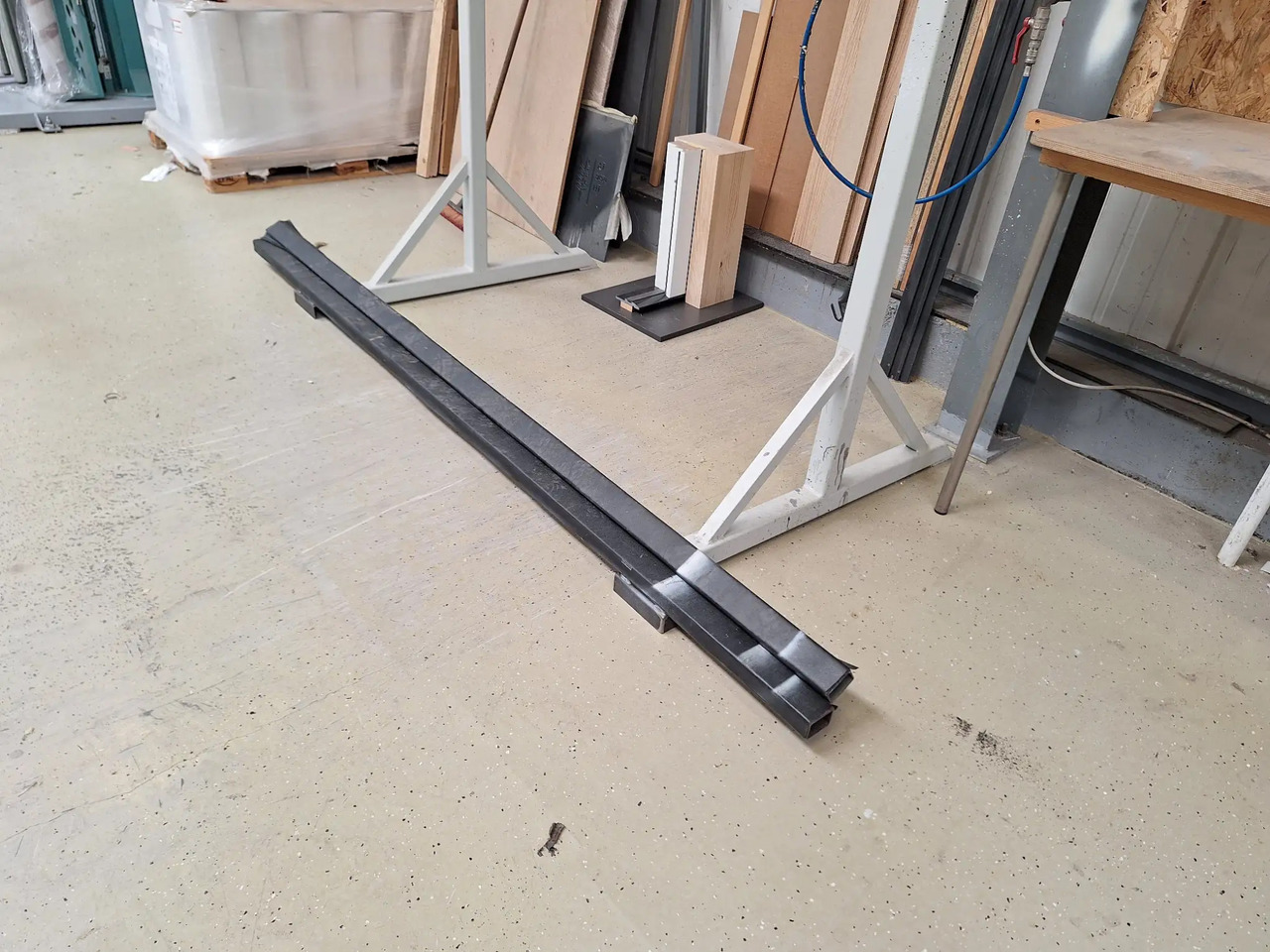 1 Stk. Türreck - Alat/ Oprema: slika 1 Stk. Türreck - Alat/ Oprema 1 Stk. Türreck - Alat/ Oprema: slika 1 Stk. Türreck - Alat/ Oprema