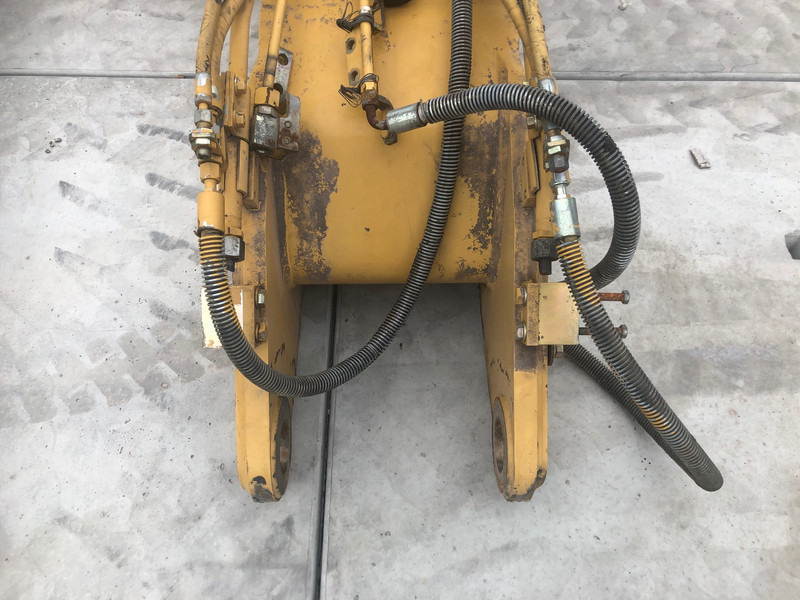 Caterpillar 322B Excavator Boom OEM 1372894 - Krak: slika Caterpillar 322B Excavator Boom OEM 1372894 - Krak Caterpillar 322B Excavator Boom OEM 1372894 - Krak: slika Caterpillar 322B Excavator Boom OEM 1372894 - Krak