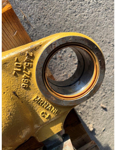 Caterpillar 950H Lifting cylinder OEM 2424272 - Hidraulika: slika Caterpillar 950H Lifting cylinder OEM 2424272 - Hidraulika Caterpillar 950H Lifting cylinder OEM 2424272 - Hidraulika: slika Caterpillar 950H Lifting cylinder OEM 2424272 - Hidraulika