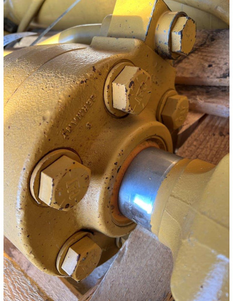 Caterpillar 950H Lifting cylinder OEM 2424272 - Hidraulika: slika Caterpillar 950H Lifting cylinder OEM 2424272 - Hidraulika Caterpillar 950H Lifting cylinder OEM 2424272 - Hidraulika: slika Caterpillar 950H Lifting cylinder OEM 2424272 - Hidraulika
