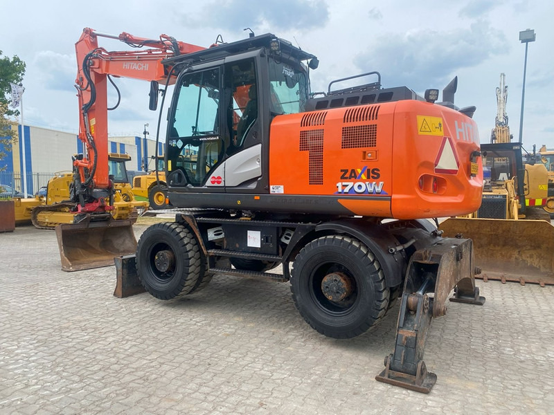 Hitachi ZX170W-6 NVT - Bager na kotačima: slika Hitachi ZX170W-6 NVT - Bager na kotačima Hitachi ZX170W-6 NVT - Bager na kotačima: slika Hitachi ZX170W-6 NVT - Bager na kotačima