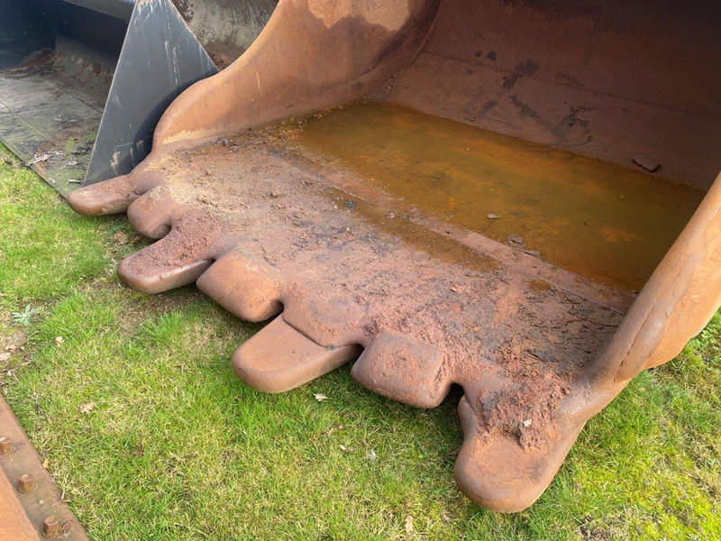 KleppMek CAT 390 Heavy Duty KM4 - 8000 - Korpa: slika KleppMek CAT 390 Heavy Duty KM4 - 8000 - Korpa KleppMek CAT 390 Heavy Duty KM4 - 8000 - Korpa: slika KleppMek CAT 390 Heavy Duty KM4 - 8000 - Korpa