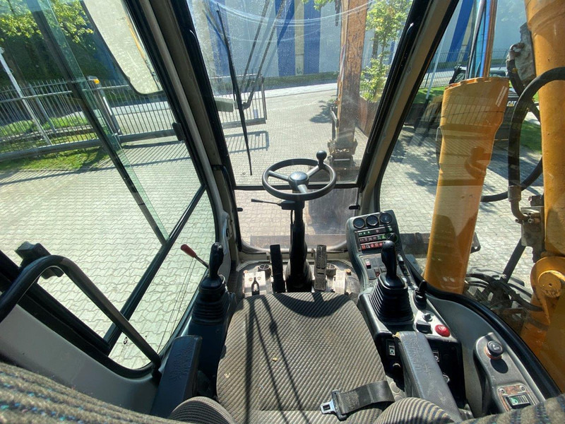 Liebherr A316 Litronic NVT - Bager na kotačima: slika Liebherr A316 Litronic NVT - Bager na kotačima Liebherr A316 Litronic NVT - Bager na kotačima: slika Liebherr A316 Litronic NVT - Bager na kotačima
