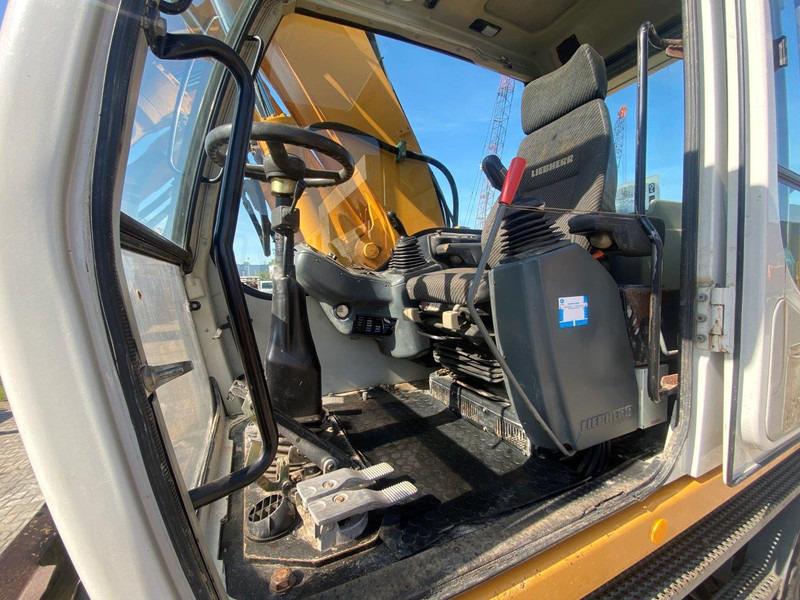 Liebherr A316 Litronic NVT - Bager na kotačima: slika Liebherr A316 Litronic NVT - Bager na kotačima Liebherr A316 Litronic NVT - Bager na kotačima: slika Liebherr A316 Litronic NVT - Bager na kotačima
