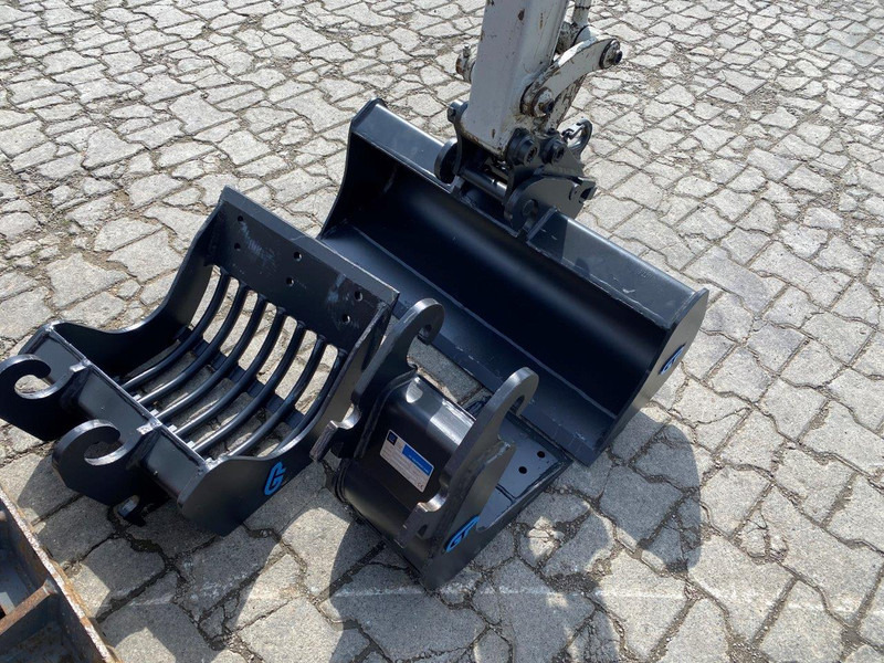 Takeuchi TB210R NVT - Mini bager: slika Takeuchi TB210R NVT - Mini bager Takeuchi TB210R NVT - Mini bager: slika Takeuchi TB210R NVT - Mini bager