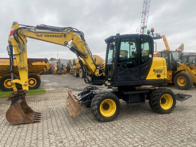 Yanmar B95w NVT - Bager na kotačima: slika Yanmar B95w NVT - Bager na kotačima Yanmar B95w NVT - Bager na kotačima: slika Yanmar B95w NVT - Bager na kotačima