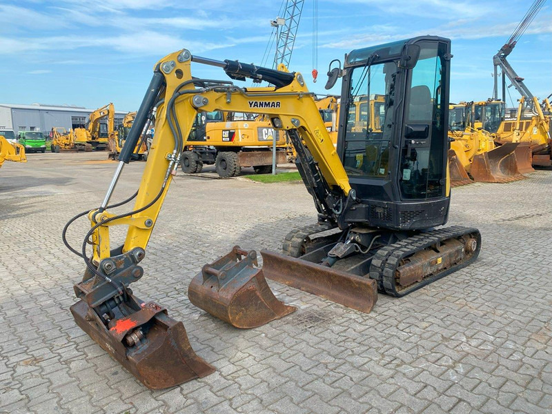 Yanmar VIO25-4 NVT - Mini bager: slika Yanmar VIO25-4 NVT - Mini bager Yanmar VIO25-4 NVT - Mini bager: slika Yanmar VIO25-4 NVT - Mini bager