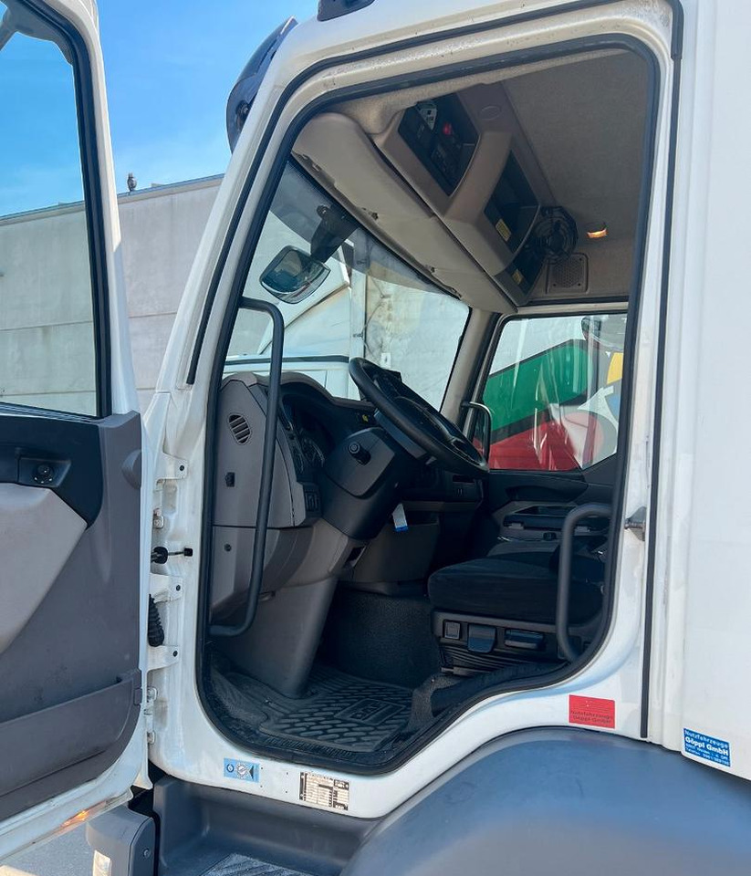 Kamion sandučar Daf lf 250 fa furgone 8 mt euro 6: slika Kamion sandučar Daf lf 250 fa furgone 8 mt euro 6