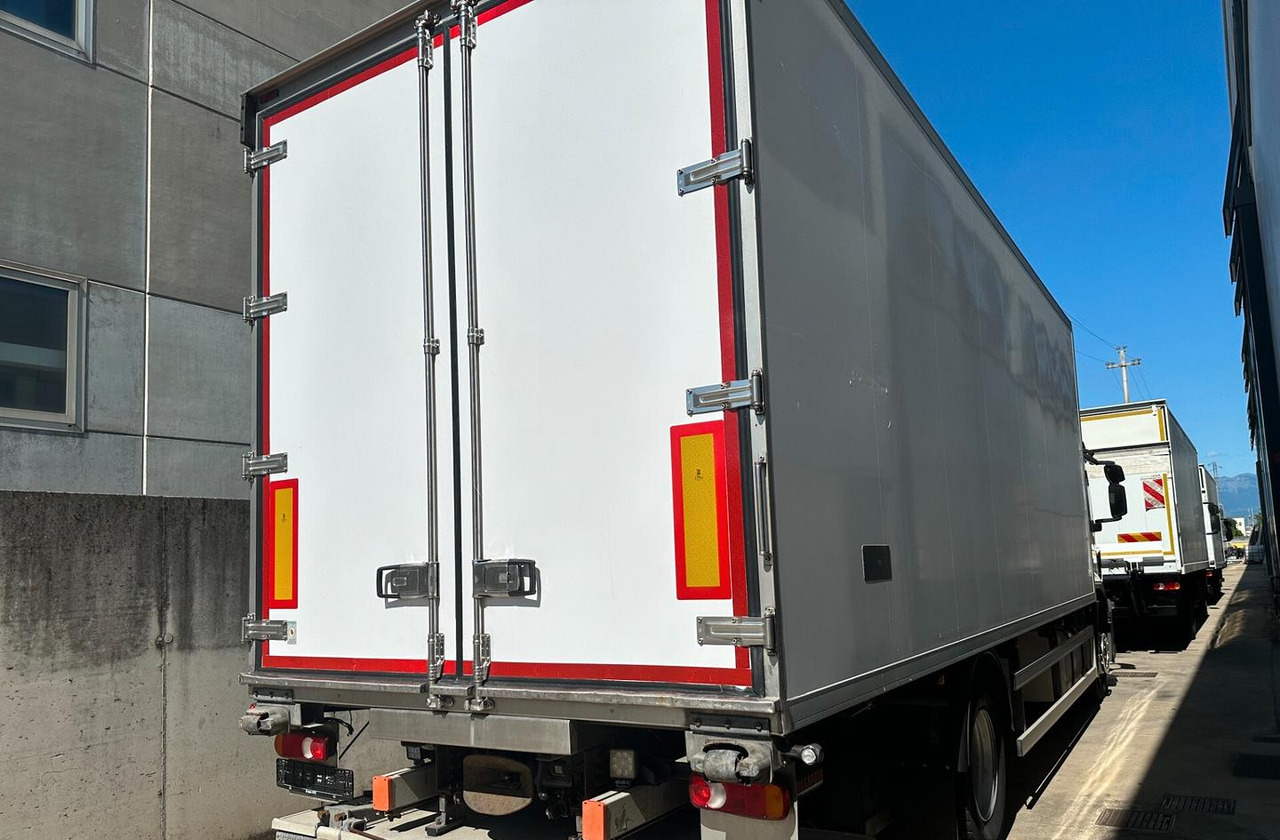 Iveco Stralis 190 frigo sponda euro 6 - Kamion hladnjača: slika Iveco Stralis 190 frigo sponda euro 6 - Kamion hladnjača Iveco Stralis 190 frigo sponda euro 6 - Kamion hladnjača: slika Iveco Stralis 190 frigo sponda euro 6 - Kamion hladnjača