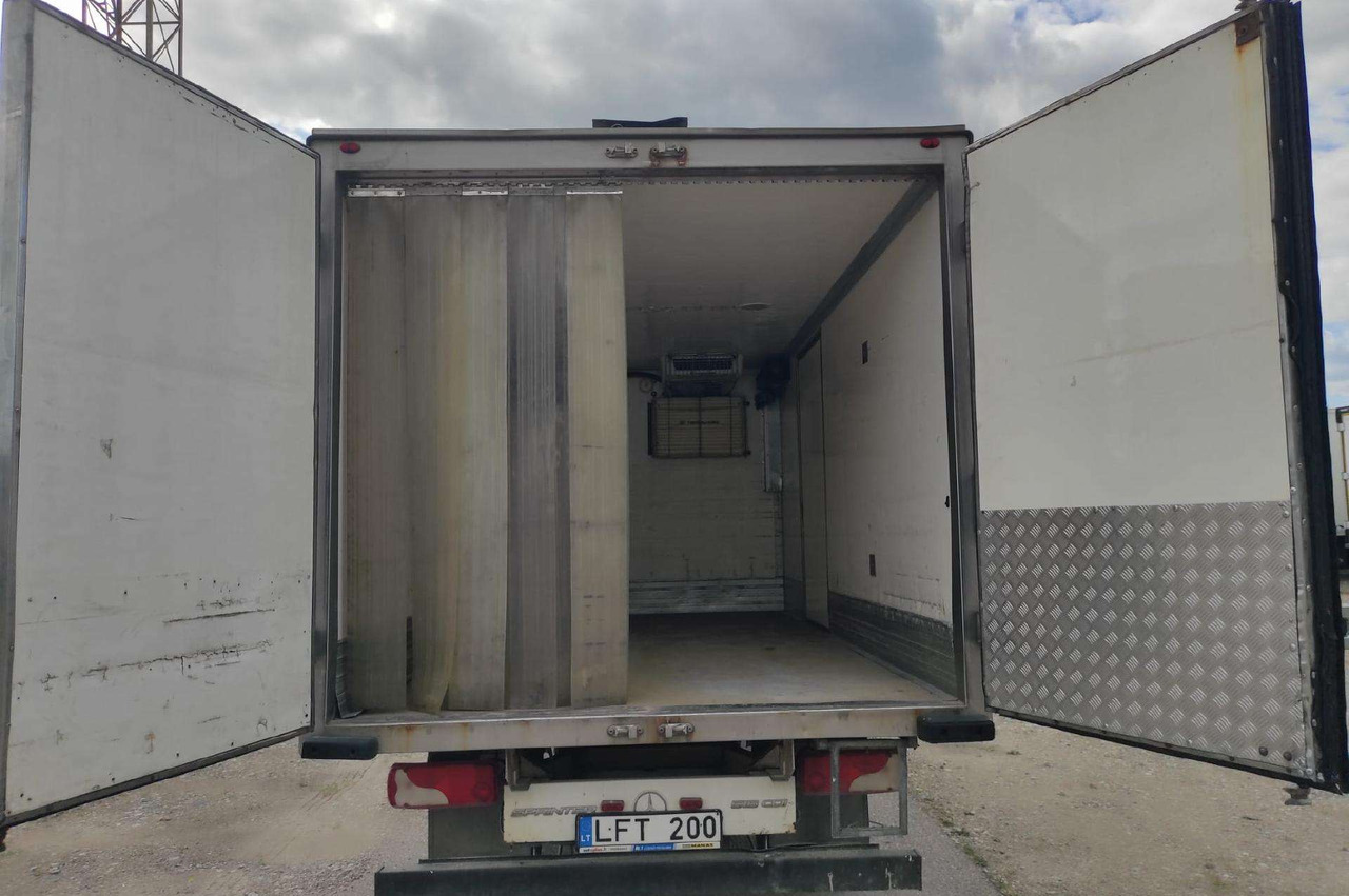 Mercedes-Benz Sprinter - Furgon: slika Mercedes-Benz Sprinter - Furgon Mercedes-Benz Sprinter - Furgon: slika Mercedes-Benz Sprinter - Furgon