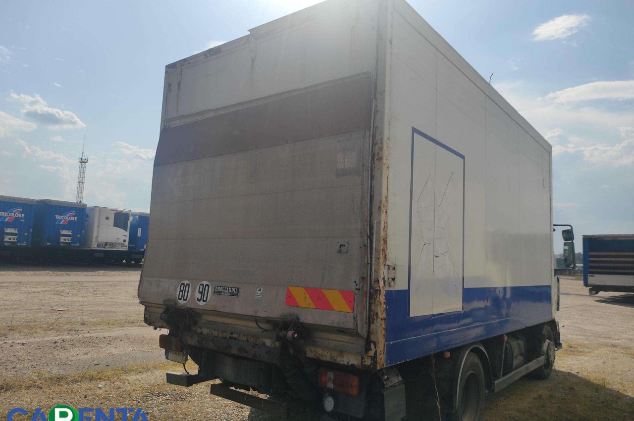Renault MIDLUM 180 - Kamion hladnjača: slika Renault MIDLUM 180 - Kamion hladnjača Renault MIDLUM 180 - Kamion hladnjača: slika Renault MIDLUM 180 - Kamion hladnjača