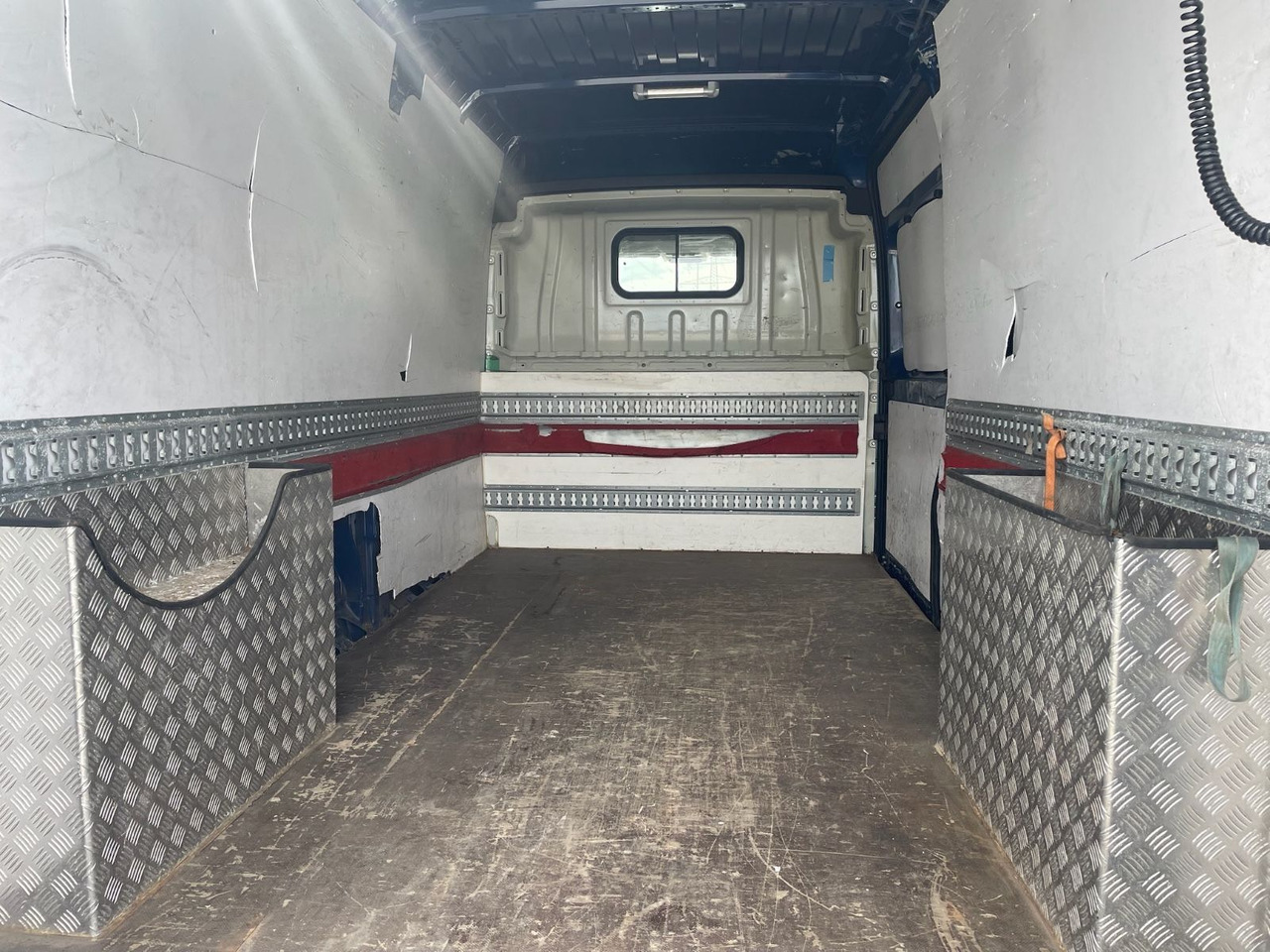 Furgon Fiat Ducato 35 L3H2 Kastenwagen/LBW/DHOLLANDIA/AC/EU6: slika Furgon Fiat Ducato 35 L3H2 Kastenwagen/LBW/DHOLLANDIA/AC/EU6