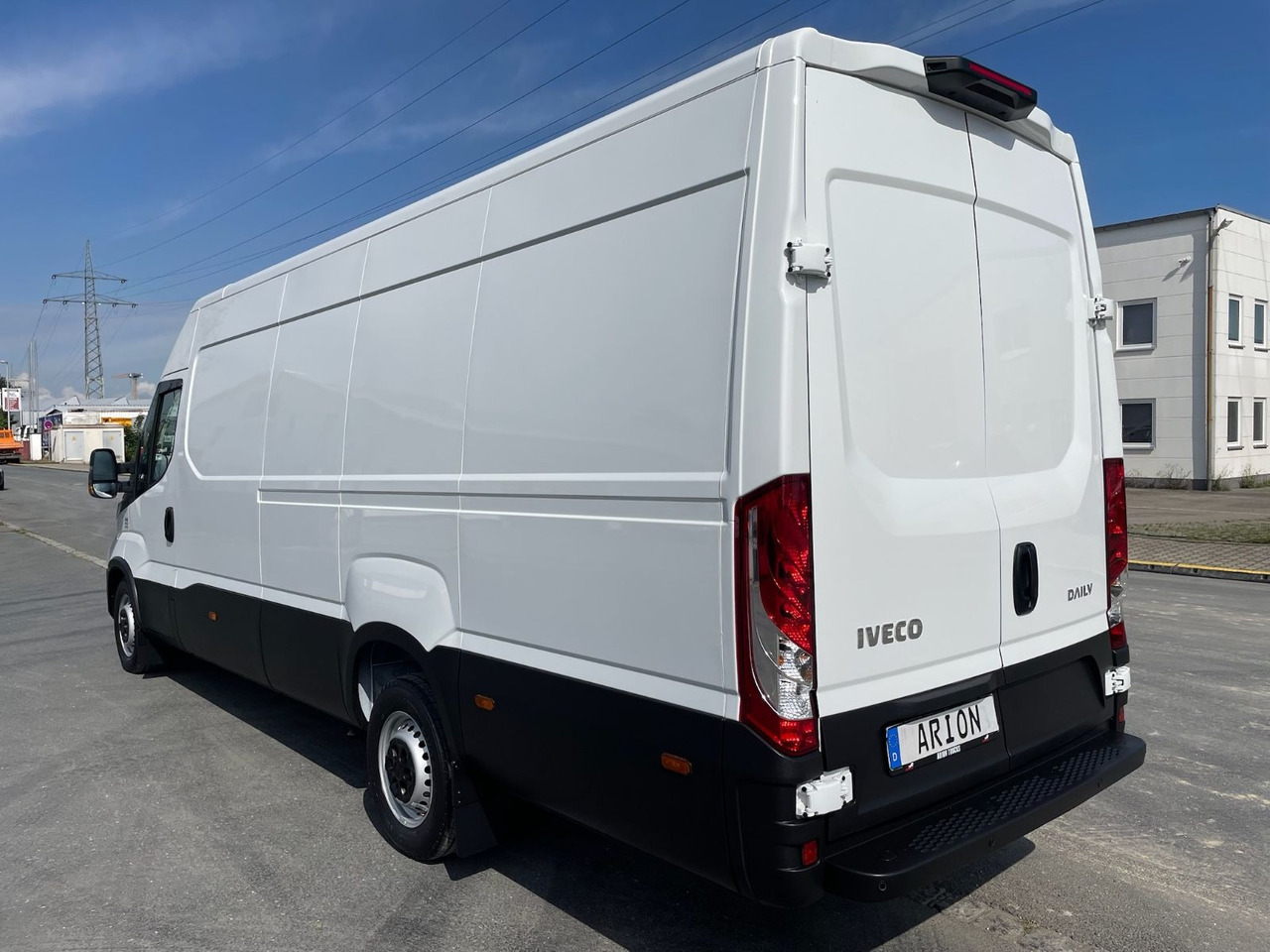 Iveco Daily 35S16 L4H2 Kastenwagen/GARANTIE/4680mm/AC - Furgon: slika Iveco Daily 35S16 L4H2 Kastenwagen/GARANTIE/4680mm/AC - Furgon Iveco Daily 35S16 L4H2 Kastenwagen/GARANTIE/4680mm/AC - Furgon: slika Iveco Daily 35S16 L4H2 Kastenwagen/GARANTIE/4680mm/AC - Furgon
