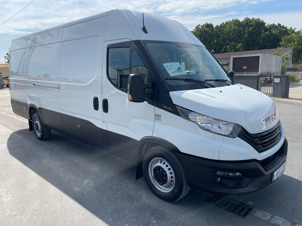 Iveco Daily 35S16 L4H2 Kastenwagen/GARANTIE/4680mm/AC - Furgon: slika Iveco Daily 35S16 L4H2 Kastenwagen/GARANTIE/4680mm/AC - Furgon Iveco Daily 35S16 L4H2 Kastenwagen/GARANTIE/4680mm/AC - Furgon: slika Iveco Daily 35S16 L4H2 Kastenwagen/GARANTIE/4680mm/AC - Furgon