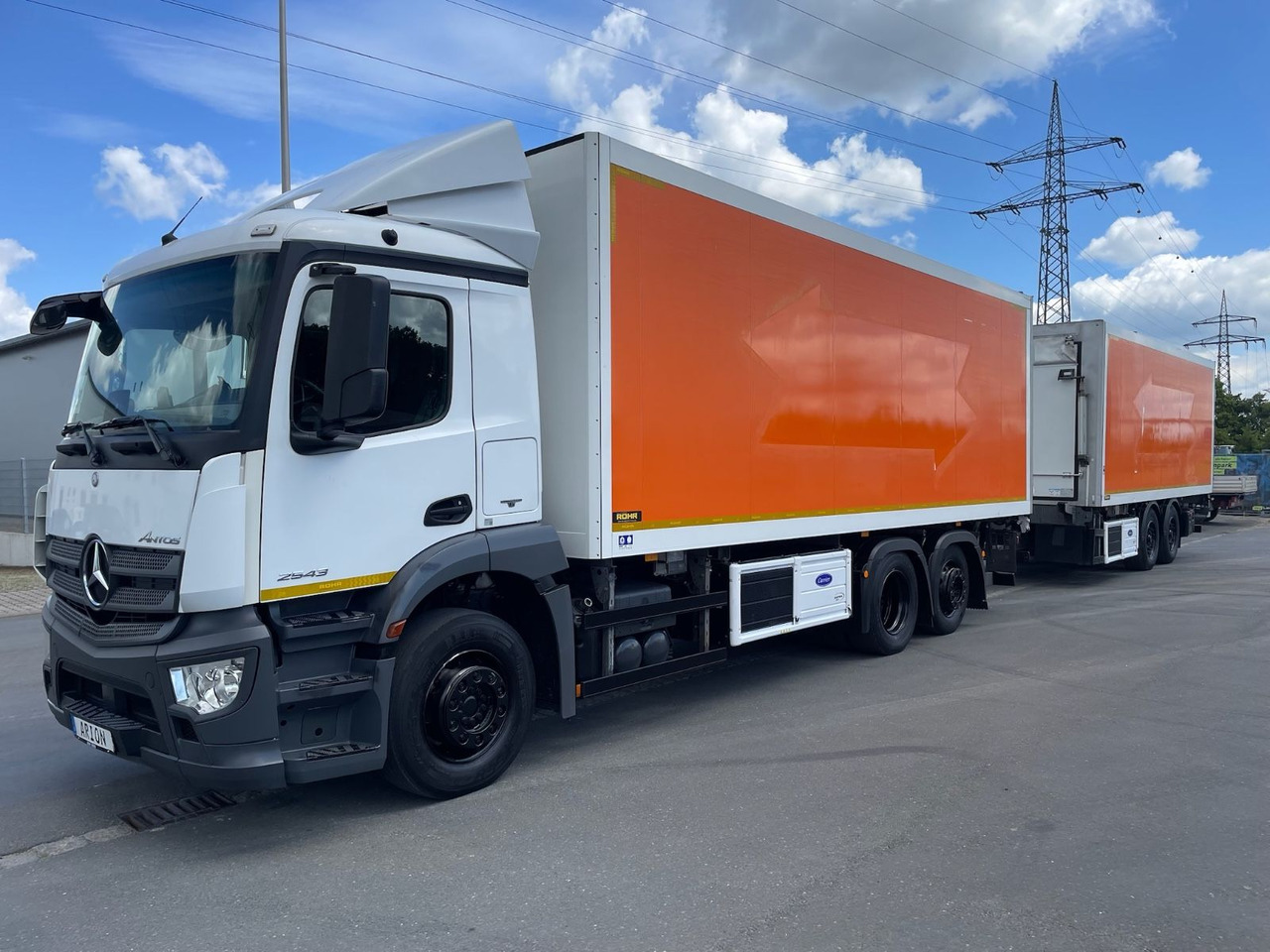 Mercedes-Benz Antos 2543 6x2 Kühlkoffer/CARRIER/ROHR/NLA/LBW - Kamion hladnjača: slika Mercedes-Benz Antos 2543 6x2 Kühlkoffer/CARRIER/ROHR/NLA/LBW - Kamion hladnjača Mercedes-Benz Antos 2543 6x2 Kühlkoffer/CARRIER/ROHR/NLA/LBW - Kamion hladnjača: slika Mercedes-Benz Antos 2543 6x2 Kühlkoffer/CARRIER/ROHR/NLA/LBW - Kamion hladnjača