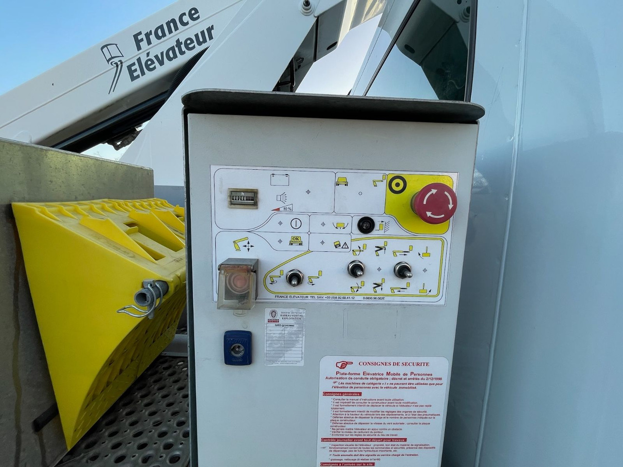 Podizna platforma montirana na kamion Renault Master VB Hubsteiger/FRANCE-ELEVATEUR/12m/288h: slika Podizna platforma montirana na kamion Renault Master VB Hubsteiger/FRANCE-ELEVATEUR/12m/288h Podizna platforma montirana na kamion Renault Master VB Hubsteiger/FRANCE-ELEVATEUR/12m/288h: slika Podizna platforma montirana na kamion Renault Master VB Hubsteiger/FRANCE-ELEVATEUR/12m/288h