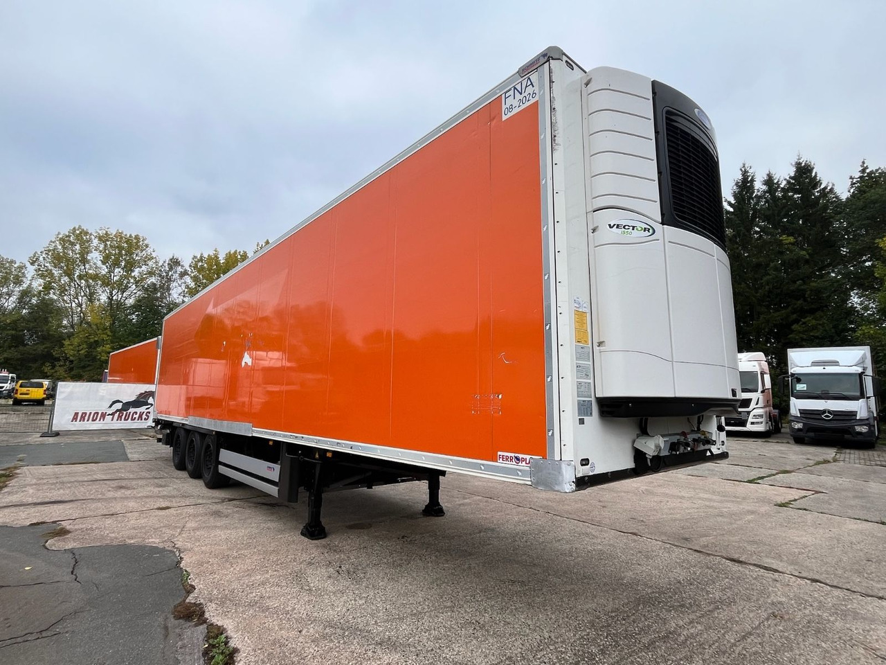 Schmitz Cargobull SCB*S3B/CARRIER/Vector1550/LBW/BÄR/2347h/13,4m - Poluprikolica sa zatvorenim sandukom: slika Schmitz Cargobull SCB*S3B/CARRIER/Vector1550/LBW/BÄR/2347h/13,4m - Poluprikolica sa zatvorenim sandukom Schmitz Cargobull SCB*S3B/CARRIER/Vector1550/LBW/BÄR/2347h/13,4m - Poluprikolica sa zatvorenim sandukom: slika Schmitz Cargobull SCB*S3B/CARRIER/Vector1550/LBW/BÄR/2347h/13,4m - Poluprikolica sa zatvorenim sandukom