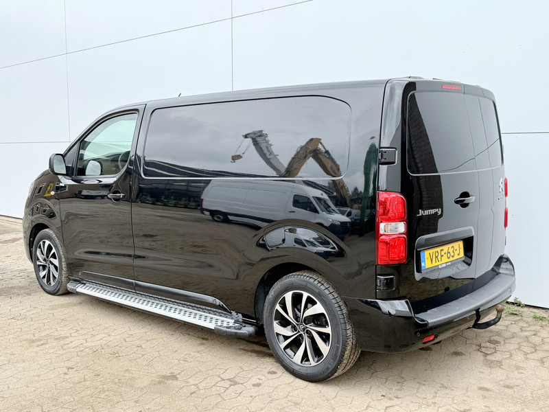 Citroën Jumpy 2.0 HDI 145pk L2H1 Airco Trekhaak Carplay Navigatie Cruise Control Achteruit -Rijcamera - Mali kombi: slika Citroën Jumpy 2.0 HDI 145pk L2H1 Airco Trekhaak Carplay Navigatie Cruise Control Achteruit -Rijcamera - Mali kombi Citroën Jumpy 2.0 HDI 145pk L2H1 Airco Trekhaak Carplay Navigatie Cruise Control Achteruit -Rijcamera - Mali kombi: slika Citroën Jumpy 2.0 HDI 145pk L2H1 Airco Trekhaak Carplay Navigatie Cruise Control Achteruit -Rijcamera - Mali kombi