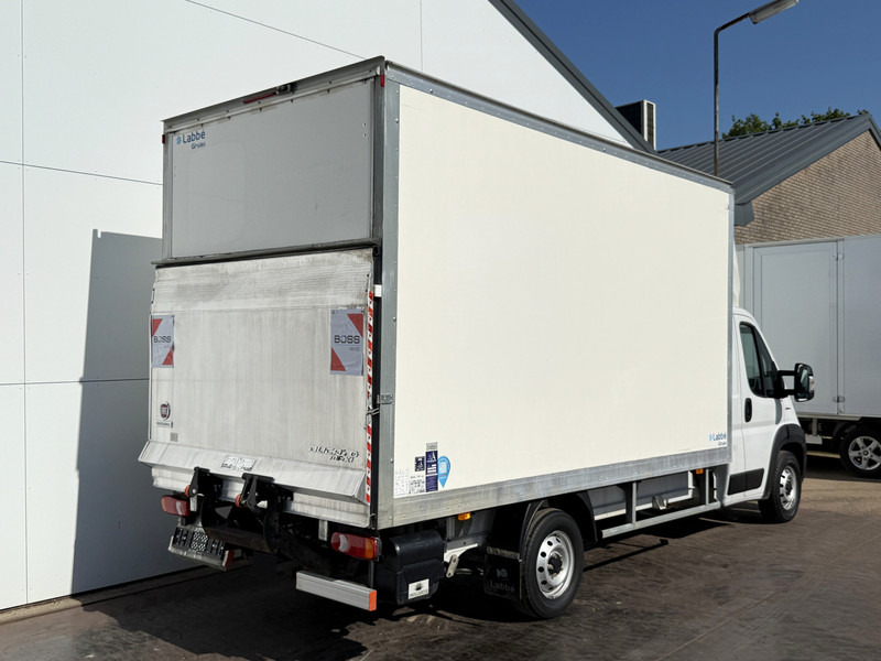 Fiat Ducato 2.3 MultiJet 140pk Laadklep Airco Camera Navigatie Bakwagen Koffer Meubelbak - Dostavno vozilo sa zatvorenim sandukom: slika Fiat Ducato 2.3 MultiJet 140pk Laadklep Airco Camera Navigatie Bakwagen Koffer Meubelbak - Dostavno vozilo sa zatvorenim sandukom Fiat Ducato 2.3 MultiJet 140pk Laadklep Airco Camera Navigatie Bakwagen Koffer Meubelbak - Dostavno vozilo sa zatvorenim sandukom: slika Fiat Ducato 2.3 MultiJet 140pk Laadklep Airco Camera Navigatie Bakwagen Koffer Meubelbak - Dostavno vozilo sa zatvorenim sandukom