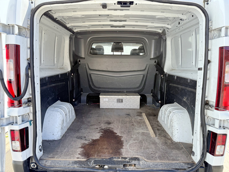 Zakup Fiat Talento 125pk L2H1 Dubbele Cabine Airco Cruise Control Trekhaak Parkeersensoren Fiat Talento 125pk L2H1 Dubbele Cabine Airco Cruise Control Trekhaak Parkeersensoren: slika Zakup Fiat Talento 125pk L2H1 Dubbele Cabine Airco Cruise Control Trekhaak Parkeersensoren Fiat Talento 125pk L2H1 Dubbele Cabine Airco Cruise Control Trekhaak Parkeersensoren