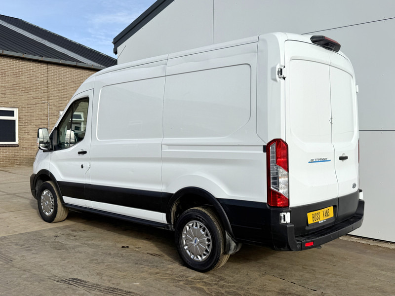 Ford E-Transit 390 Elektrisch 75kWh 334km WLTP BEV Snelladen L2H2 Climate Control Tacho Carplay Camera Stoelverwarming Parkeersensoren voor achter - Furgon, Električno dostavno vozilo: slika Ford E-Transit 390 Elektrisch 75kWh 334km WLTP BEV Snelladen L2H2 Climate Control Tacho Carplay Camera Stoelverwarming Parkeersensoren voor achter - Furgon, Električno dostavno vozilo Ford E-Transit 390 Elektrisch 75kWh 334km WLTP BEV Snelladen L2H2 Climate Control Tacho Carplay Camera Stoelverwarming Parkeersensoren voor achter - Furgon, Električno dostavno vozilo: slika Ford E-Transit 390 Elektrisch 75kWh 334km WLTP BEV Snelladen L2H2 Climate Control Tacho Carplay Camera Stoelverwarming Parkeersensoren voor achter - Furgon, Električno dostavno vozilo