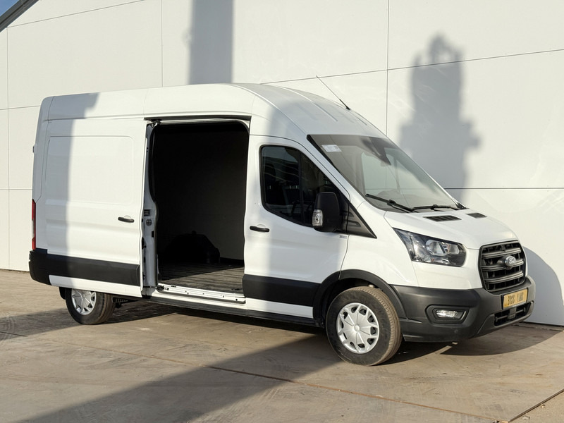 Ford Transit 350 2.0 TDCI 170PK L3H3 170PK Airco Cruise Control Parkeersensoren voor achter - Furgon: slika Ford Transit 350 2.0 TDCI 170PK L3H3 170PK Airco Cruise Control Parkeersensoren voor achter - Furgon Ford Transit 350 2.0 TDCI 170PK L3H3 170PK Airco Cruise Control Parkeersensoren voor achter - Furgon: slika Ford Transit 350 2.0 TDCI 170PK L3H3 170PK Airco Cruise Control Parkeersensoren voor achter - Furgon