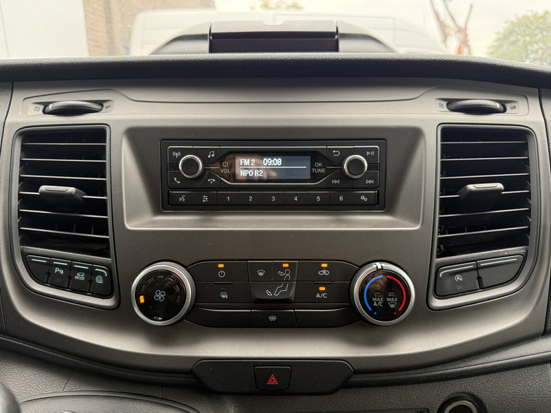 Furgon Ford Transit 350 2.0 TDCI 170PK L3H3 170PK Airco Cruise Control Parkeersensoren voor achter: slika Furgon Ford Transit 350 2.0 TDCI 170PK L3H3 170PK Airco Cruise Control Parkeersensoren voor achter Furgon Ford Transit 350 2.0 TDCI 170PK L3H3 170PK Airco Cruise Control Parkeersensoren voor achter: slika Furgon Ford Transit 350 2.0 TDCI 170PK L3H3 170PK Airco Cruise Control Parkeersensoren voor achter