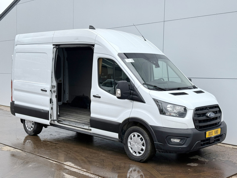 Ford Transit 350 2.0 TDCI 170pk L3H3 170PK Airco Cruise Control Parkeersensoren voor achter - Furgon: slika Ford Transit 350 2.0 TDCI 170pk L3H3 170PK Airco Cruise Control Parkeersensoren voor achter - Furgon Ford Transit 350 2.0 TDCI 170pk L3H3 170PK Airco Cruise Control Parkeersensoren voor achter - Furgon: slika Ford Transit 350 2.0 TDCI 170pk L3H3 170PK Airco Cruise Control Parkeersensoren voor achter - Furgon