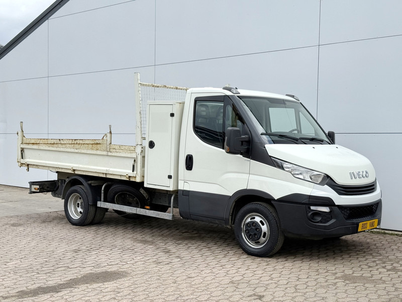 Iveco Daily 35C12 2.3 Kipper Dubbellucht 3.5t Trekhaak Airco Cruise Control Lucht geveerde stoel - Mali kamion kiper: slika Iveco Daily 35C12 2.3 Kipper Dubbellucht 3.5t Trekhaak Airco Cruise Control Lucht geveerde stoel - Mali kamion kiper Iveco Daily 35C12 2.3 Kipper Dubbellucht 3.5t Trekhaak Airco Cruise Control Lucht geveerde stoel - Mali kamion kiper: slika Iveco Daily 35C12 2.3 Kipper Dubbellucht 3.5t Trekhaak Airco Cruise Control Lucht geveerde stoel - Mali kamion kiper