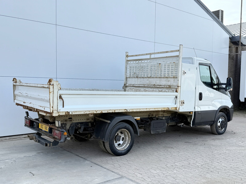 Iveco Daily 35C18 3.0 3.0 Automaat Kipper Dubbellucht 3.5t Trekhaak Airco Cruise Control - Mali kamion kiper: slika Iveco Daily 35C18 3.0 3.0 Automaat Kipper Dubbellucht 3.5t Trekhaak Airco Cruise Control - Mali kamion kiper Iveco Daily 35C18 3.0 3.0 Automaat Kipper Dubbellucht 3.5t Trekhaak Airco Cruise Control - Mali kamion kiper: slika Iveco Daily 35C18 3.0 3.0 Automaat Kipper Dubbellucht 3.5t Trekhaak Airco Cruise Control - Mali kamion kiper
