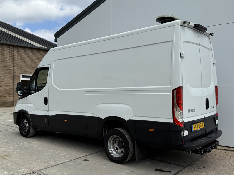 Iveco Daily 35C18 3.0 L2H2 Airco Cruise Control 3,5 Tons Trekhaak 5-26 APK Lucht geveerde stoel - Mali kombi: slika Iveco Daily 35C18 3.0 L2H2 Airco Cruise Control 3,5 Tons Trekhaak 5-26 APK Lucht geveerde stoel - Mali kombi Iveco Daily 35C18 3.0 L2H2 Airco Cruise Control 3,5 Tons Trekhaak 5-26 APK Lucht geveerde stoel - Mali kombi: slika Iveco Daily 35C18 3.0 L2H2 Airco Cruise Control 3,5 Tons Trekhaak 5-26 APK Lucht geveerde stoel - Mali kombi