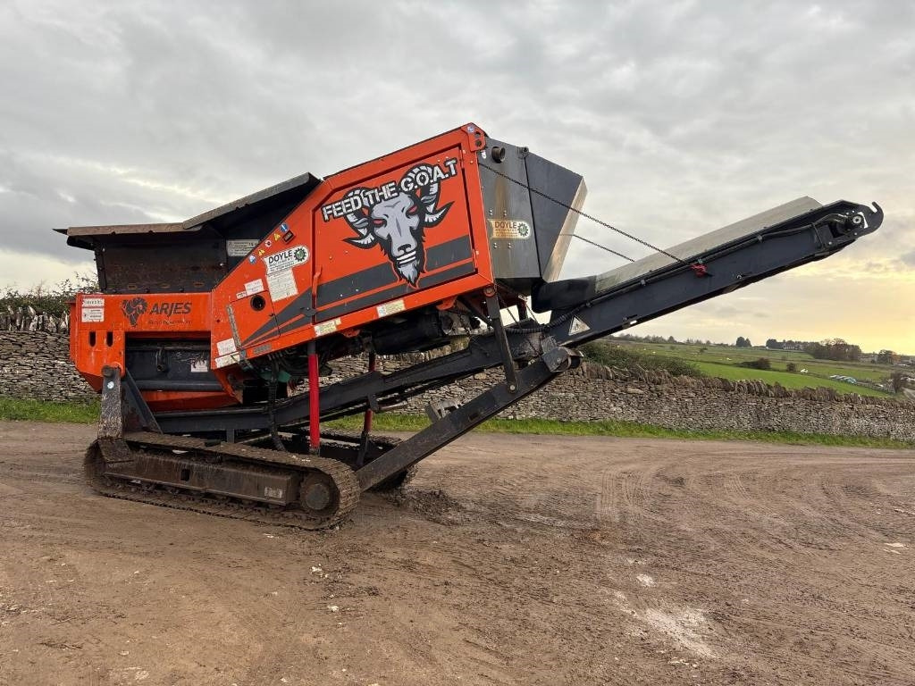 Arjes 250 Evo - Drobilica: slika Arjes 250 Evo - Drobilica Arjes 250 Evo - Drobilica: slika Arjes 250 Evo - Drobilica