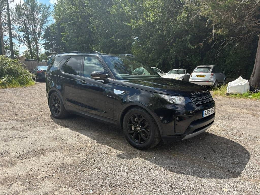 Land Rover Discovery - SUV: slika Land Rover Discovery - SUV Land Rover Discovery - SUV: slika Land Rover Discovery - SUV