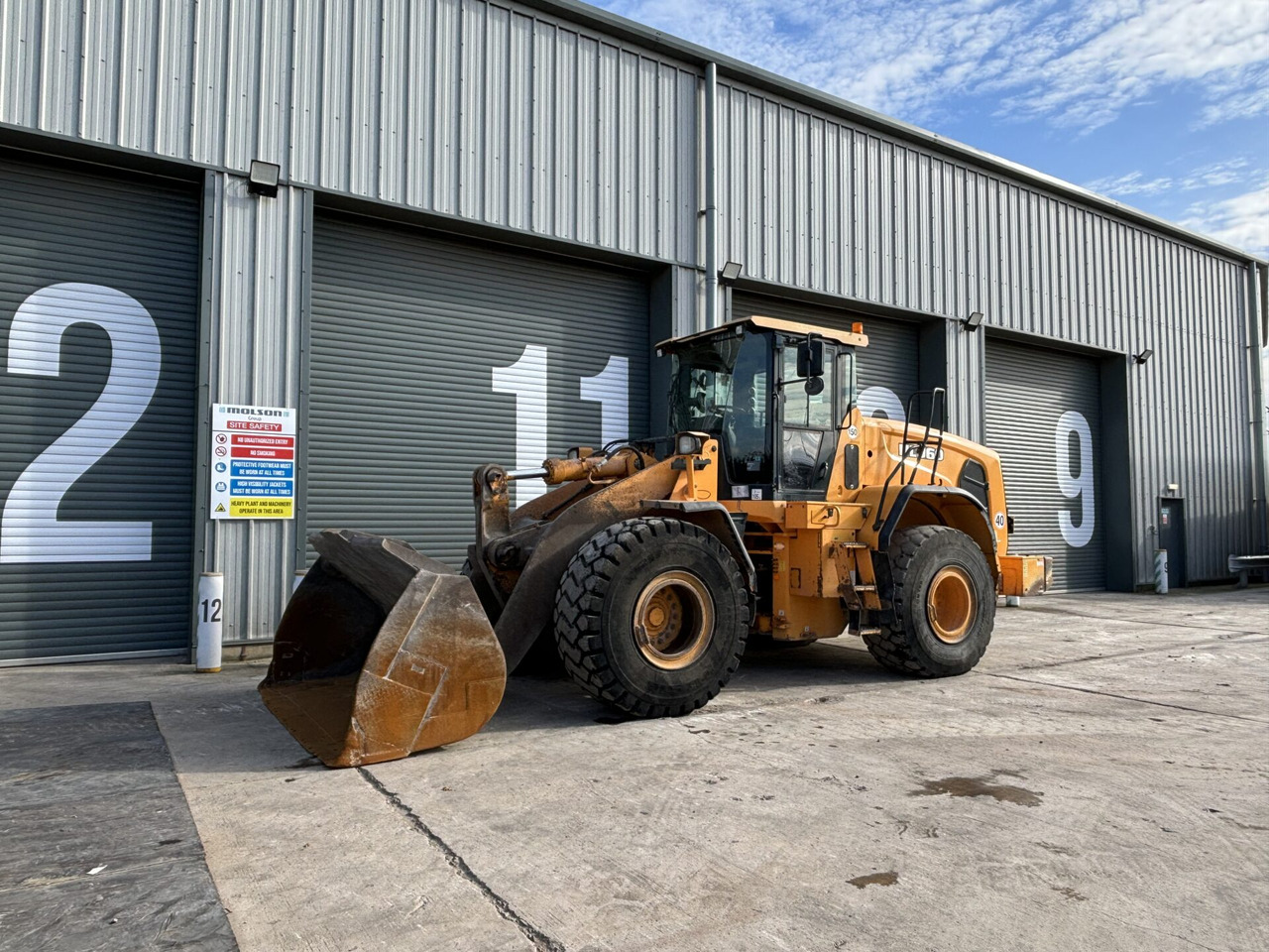 Hyundai HL960 - Utovarivač na kotačima: slika Hyundai HL960 - Utovarivač na kotačima Hyundai HL960 - Utovarivač na kotačima: slika Hyundai HL960 - Utovarivač na kotačima