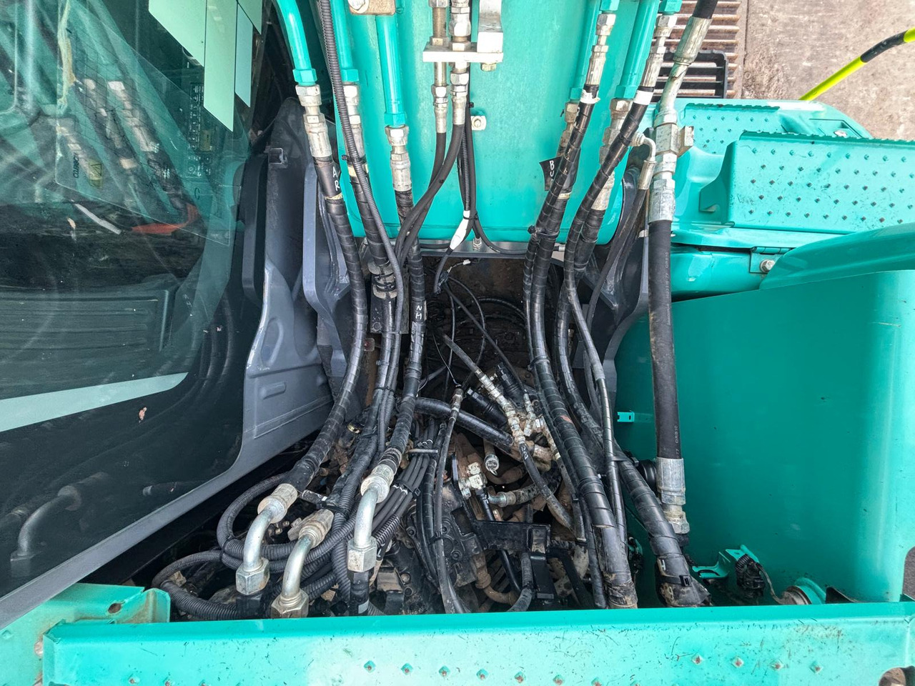 Zakup  Kobelco SK130LC-11 Kobelco SK130LC-11: slika Zakup  Kobelco SK130LC-11 Kobelco SK130LC-11