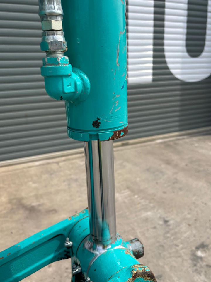 Mini bager Kobelco SK58SRX-7: slika Mini bager Kobelco SK58SRX-7