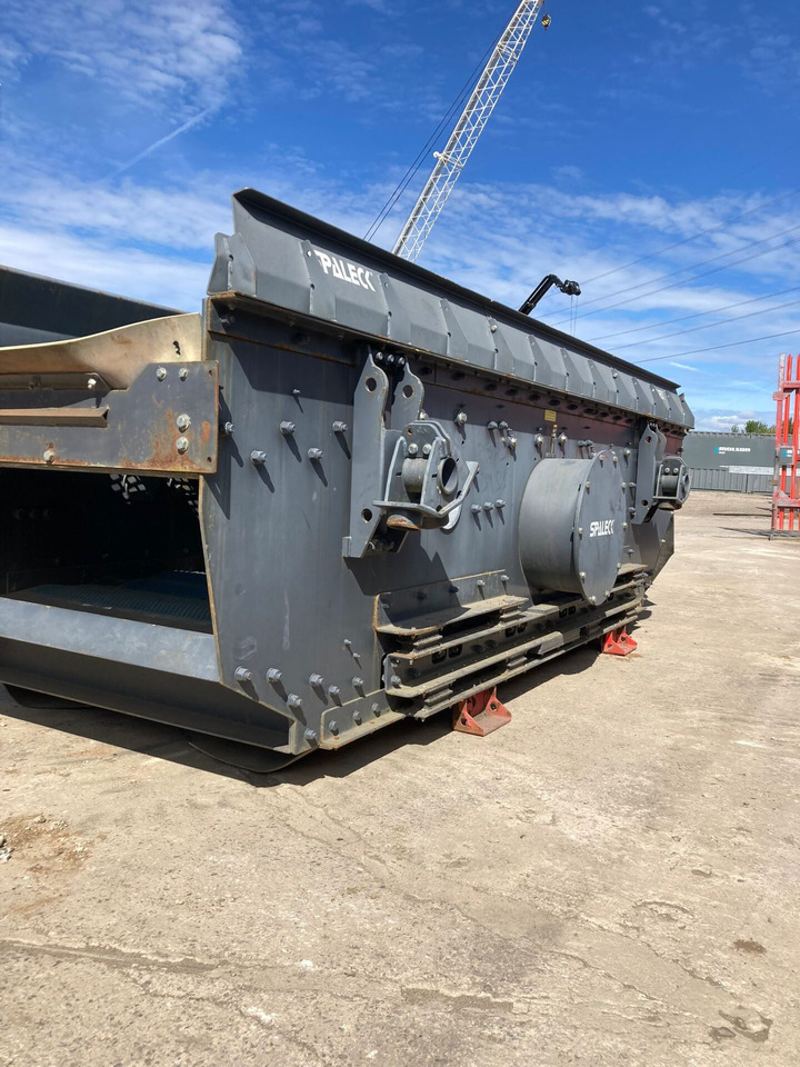 MK 1 Terex Finlay 883 Spaleck Screenbox - Screener: slika MK 1 Terex Finlay 883 Spaleck Screenbox - Screener MK 1 Terex Finlay 883 Spaleck Screenbox - Screener: slika MK 1 Terex Finlay 883 Spaleck Screenbox - Screener